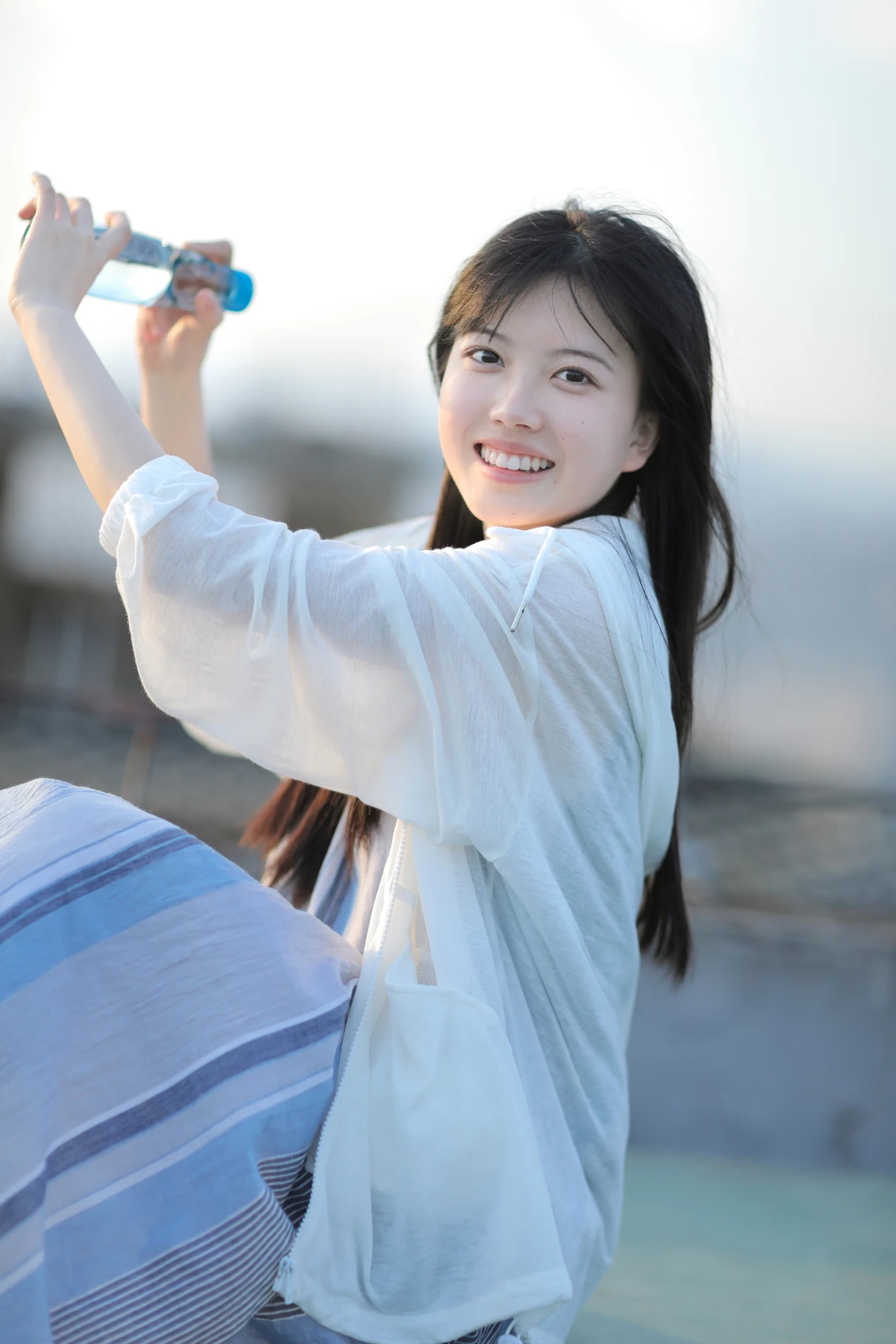 [YITUYU] 2023.01.04 Vol.2838 – Taking a photo with the sky Qiuyang Yihe#[21P]-13